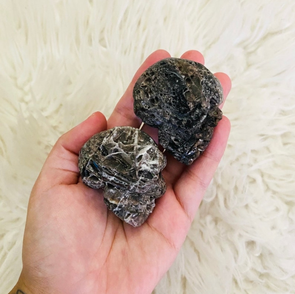 Druzy zinc skull